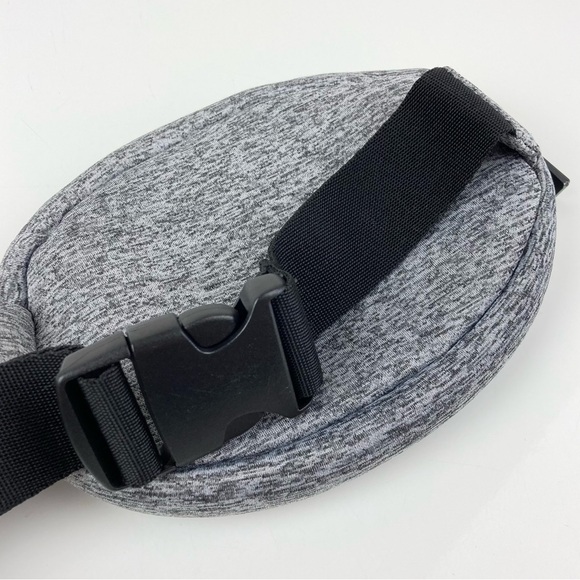 Reebok Unisex Hazel Fannypack Waist Belt Bag Gray & Black - Picture 5 of 12